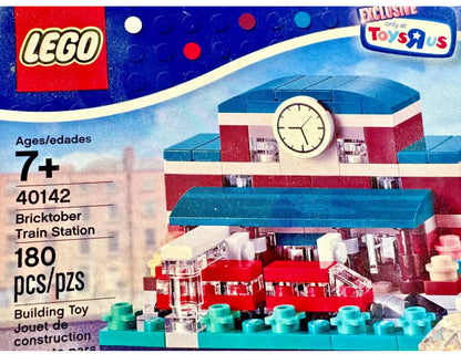 (40142) LEGO® Bricktober: Train Station  2015 (Toys "R" Us Exclusive)