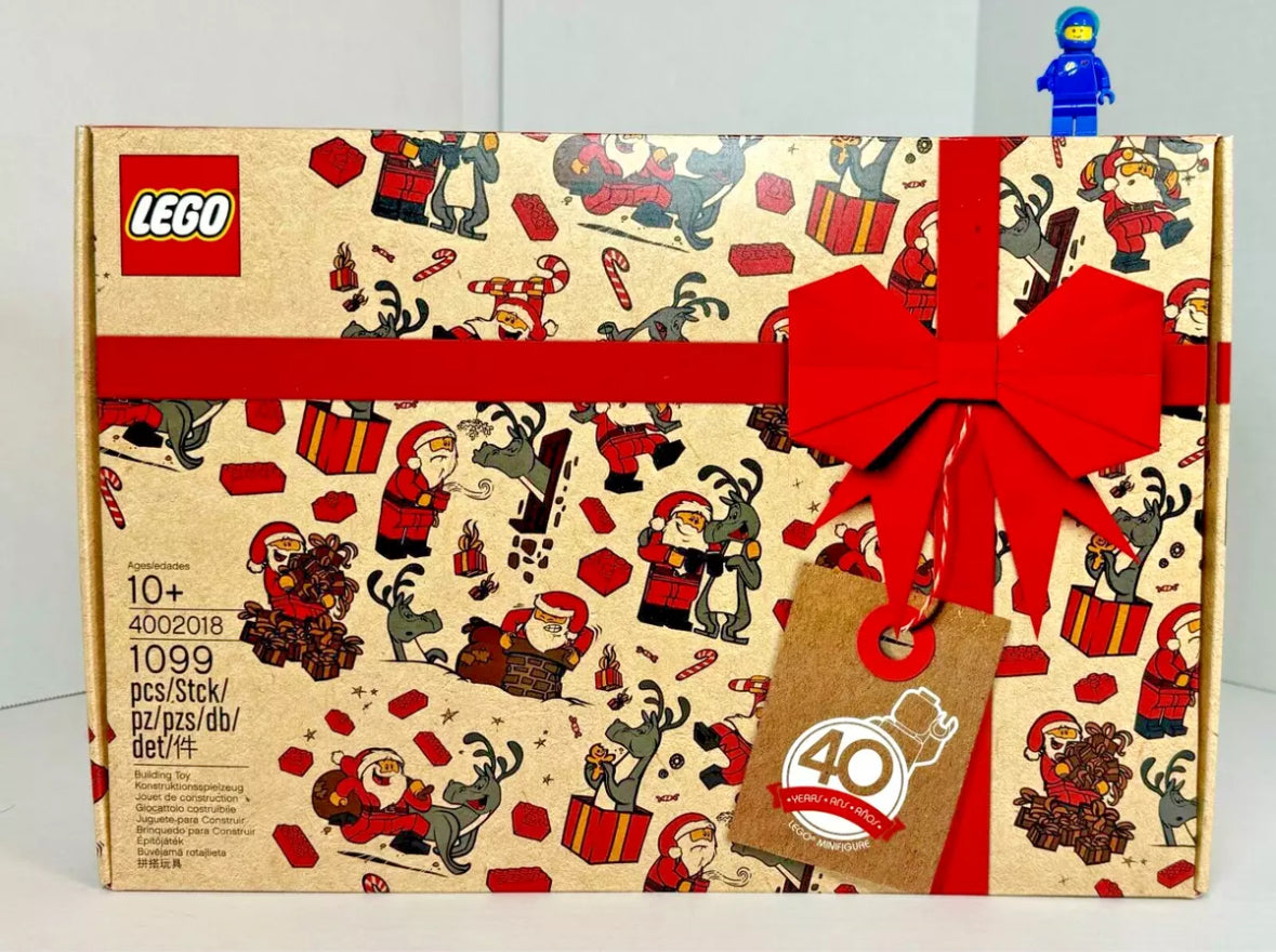 (4002018) LEGO® Employee Gift: 2018 Santa and Reindeer