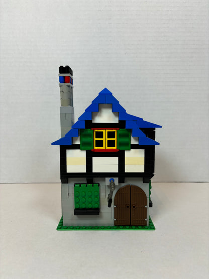 (3739) LEGO® Castle: Blacksmith Shop (USED)