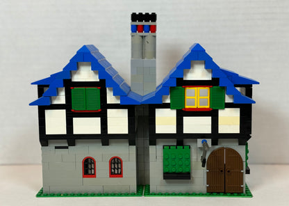 (3739) LEGO® Castle: Blacksmith Shop (USED)